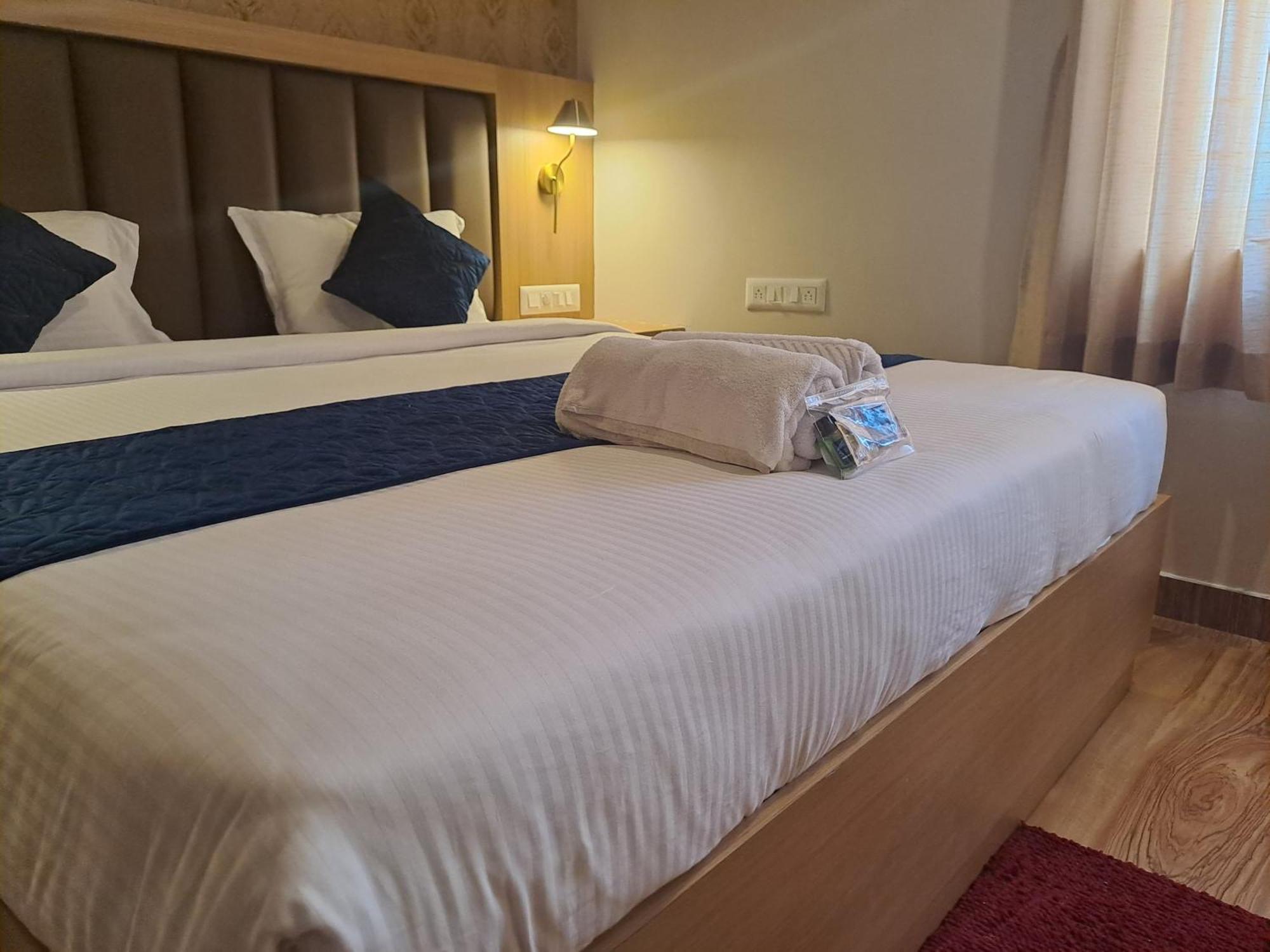 Sky Inn Mysore Exterior photo