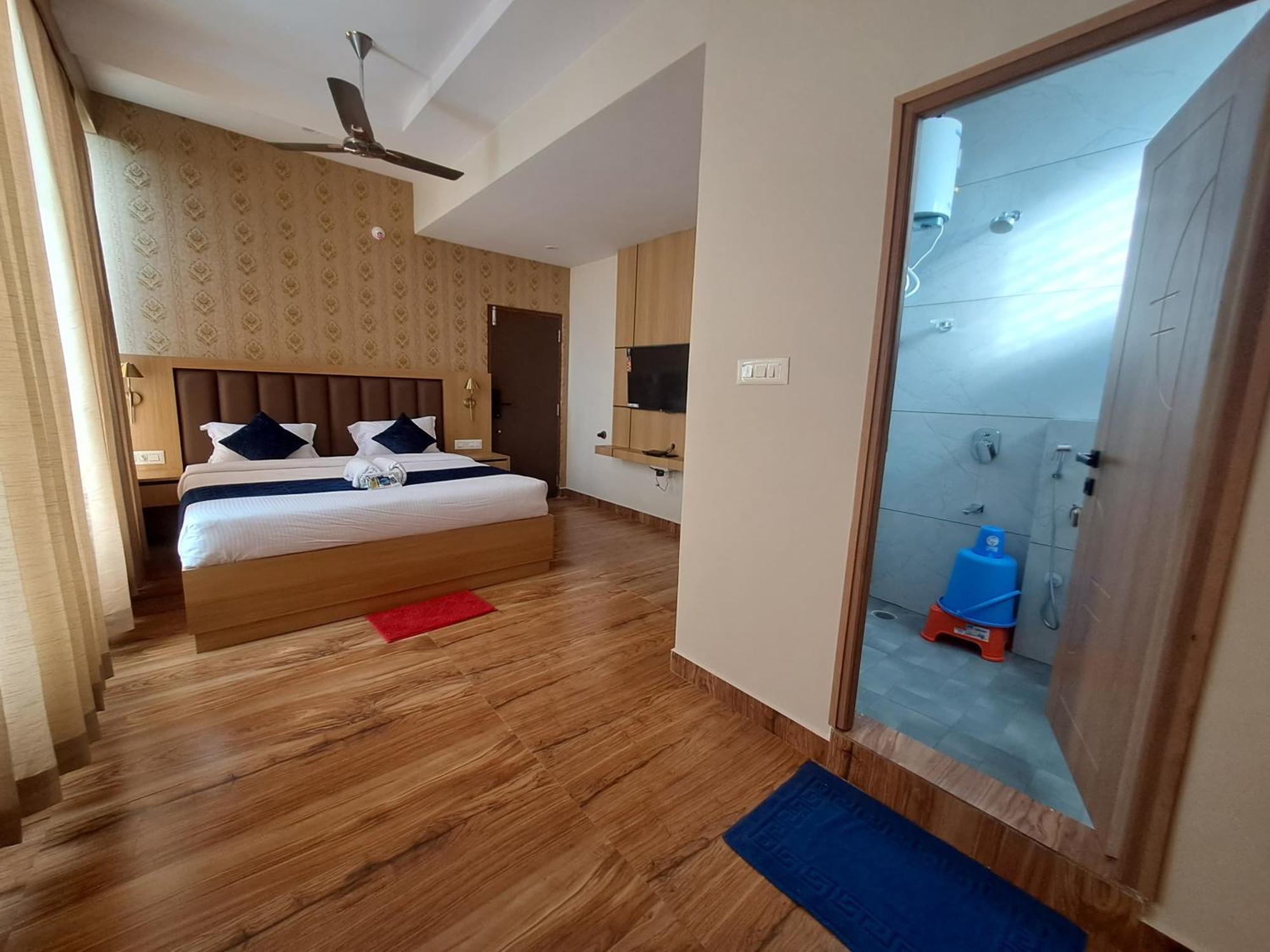 Sky Inn Mysore Exterior photo