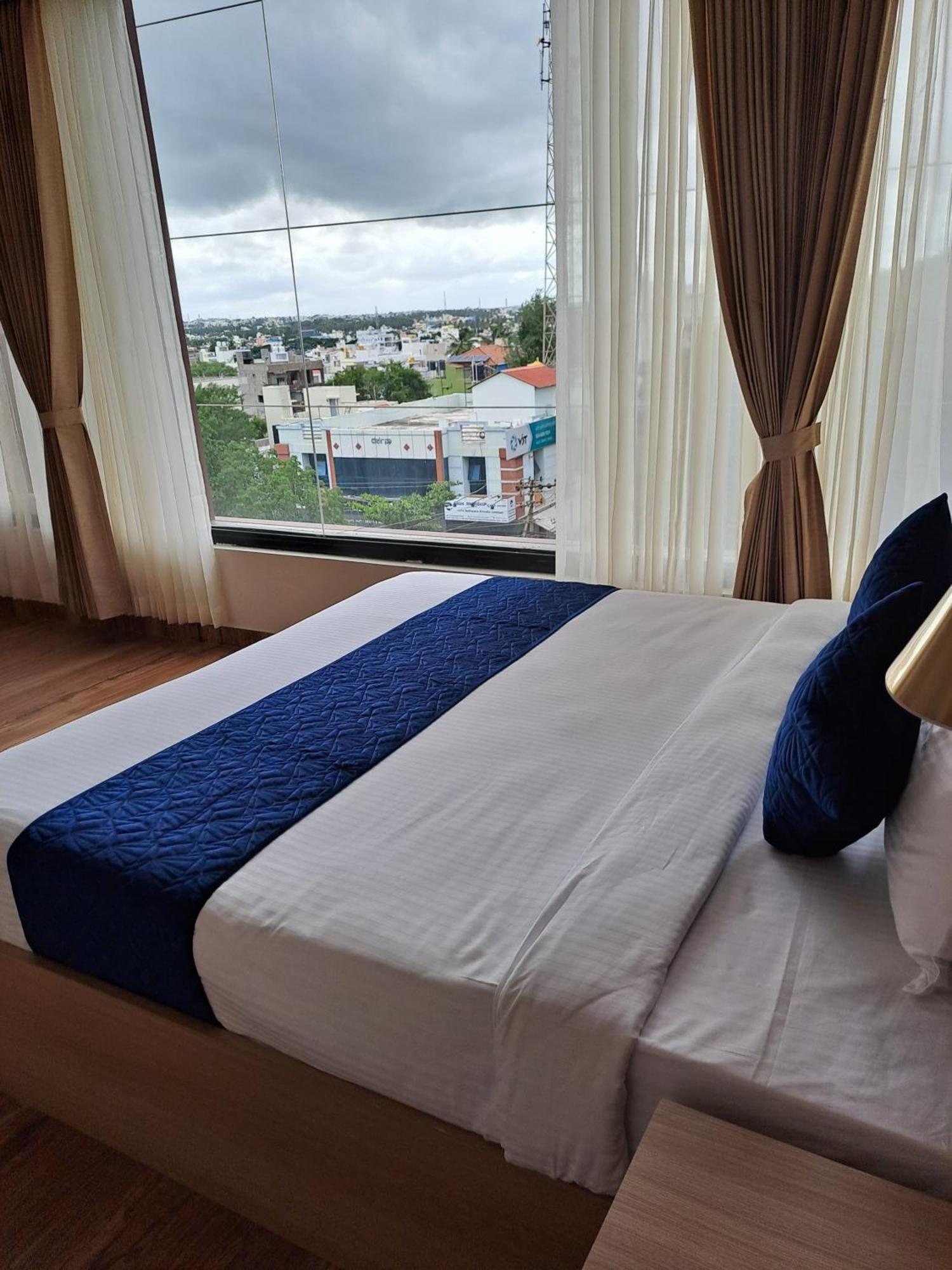 Sky Inn Mysore Exterior photo